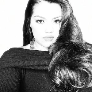 Meet your Posher, Evelyn